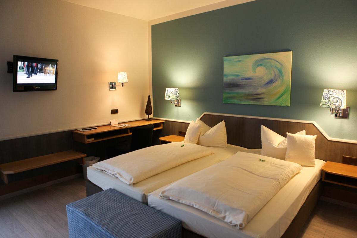 Flair Hotel Zum Storchen Bad Windsheim Exteriör bild